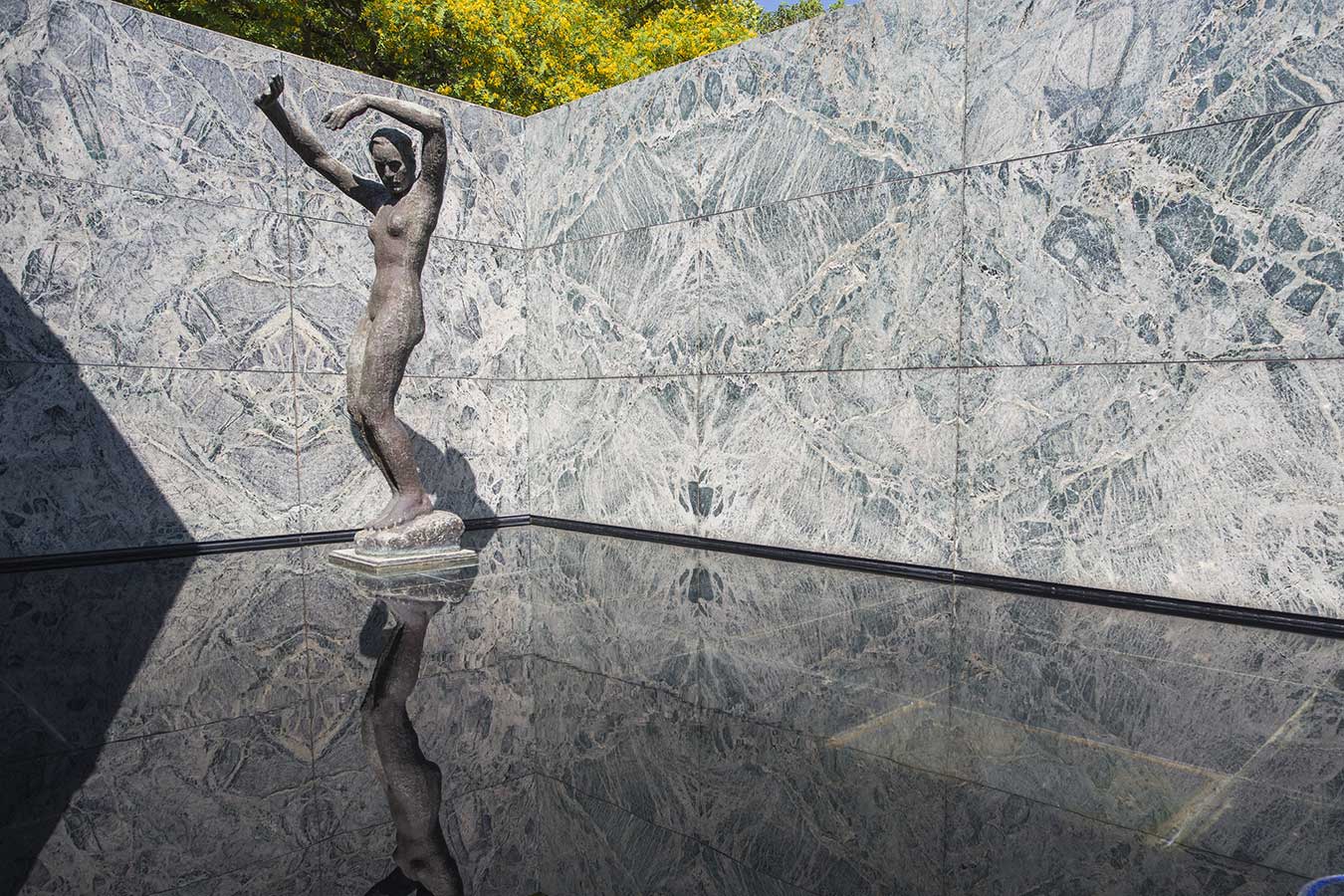 Mies van der Rohe's Barcelona Pavilion