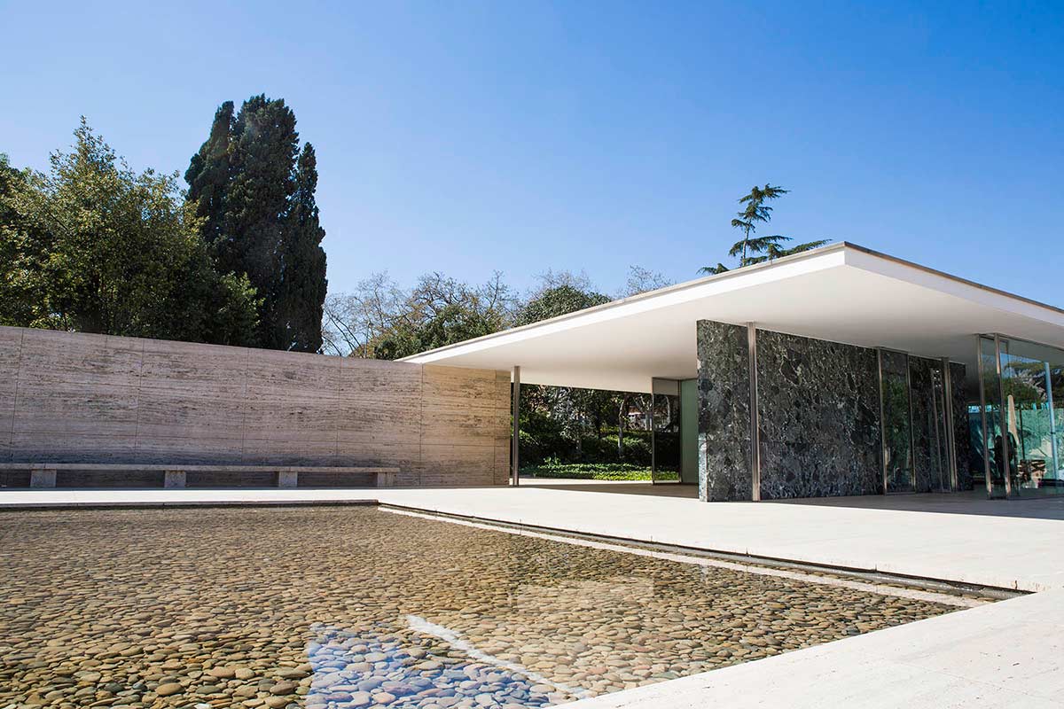 Stones and water - mies van der rohe Barcelona pavilion