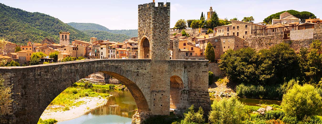 Besalu bridge