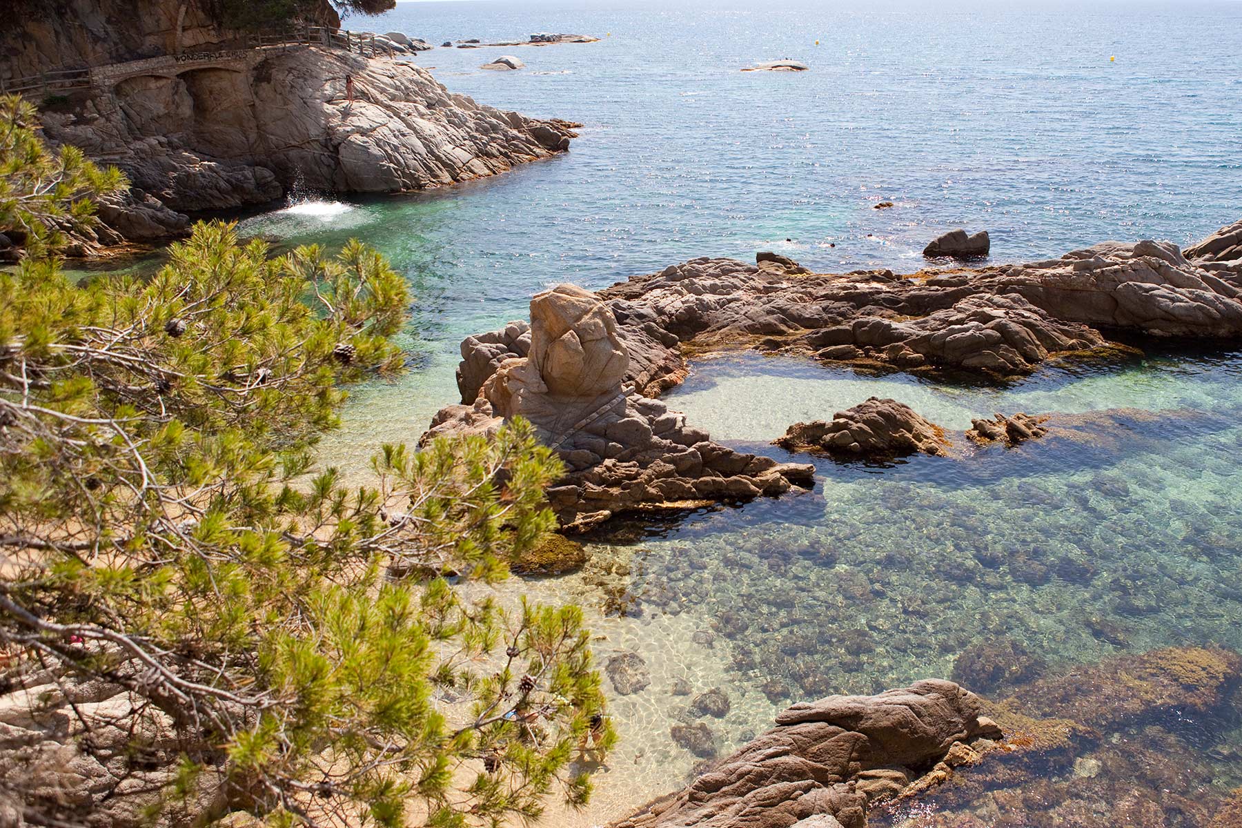 Costa Brava klipper og hav